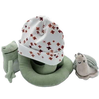 Babymuts wit bloemen bruin Babymuts wit bloemen bruin