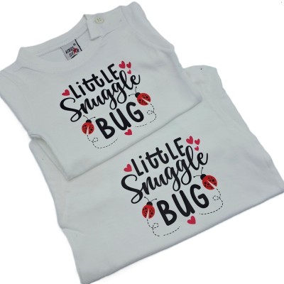 T-shirt wit little T-shirt wit little