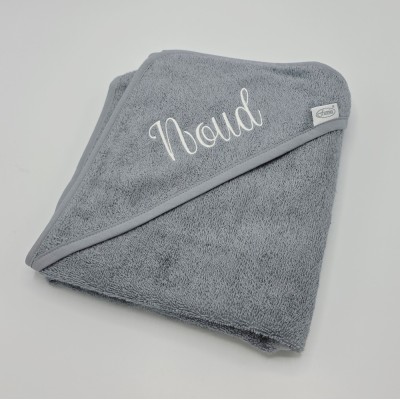 Klein prijsje badcape naam Noud